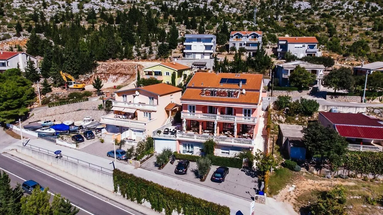 Apartments By The Sea Starigrad, Paklenica - 16421