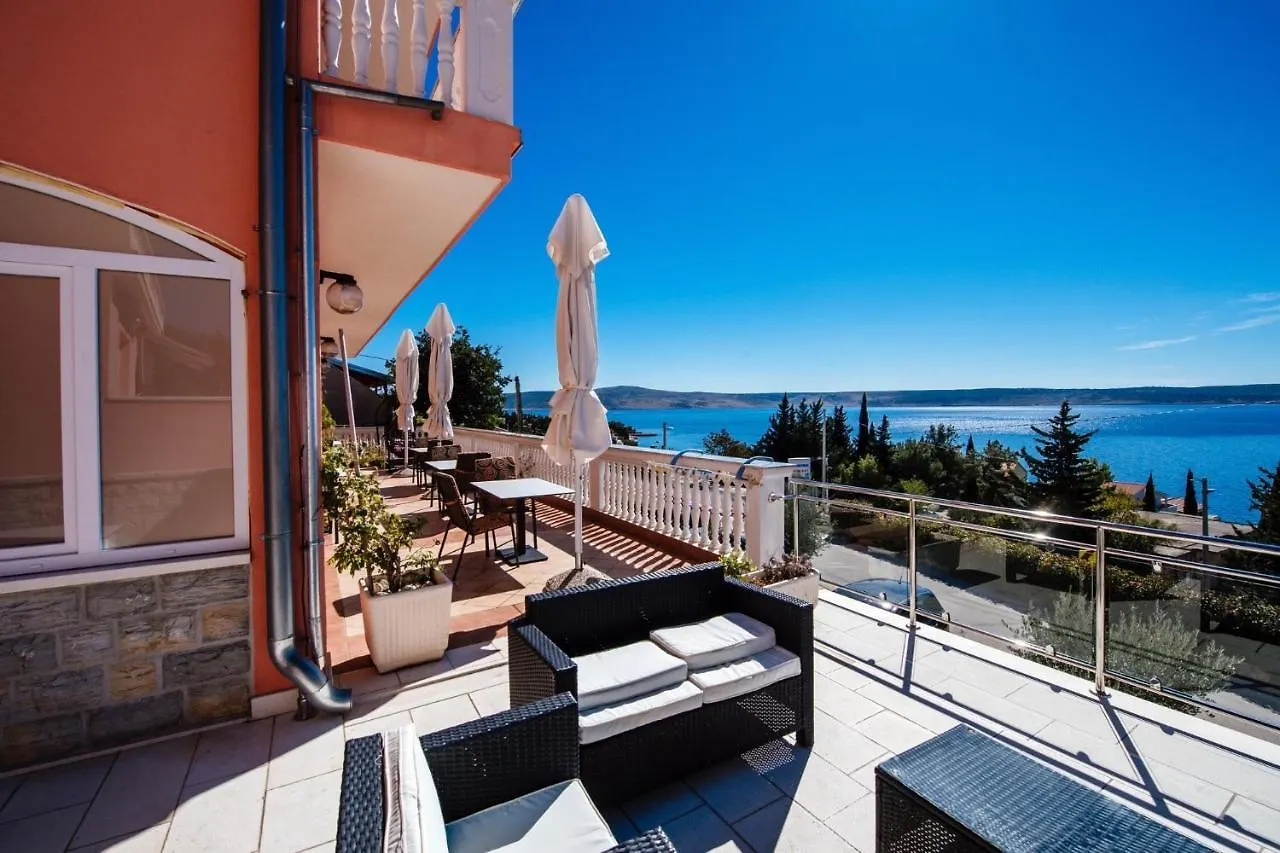 Apartments By The Sea Starigrad, Paklenica - 16421 Croatia