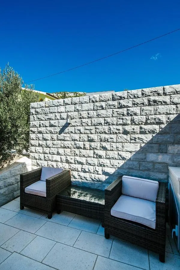 Apartments By The Sea Starigrad, Paklenica - 16421